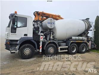 Iveco Trakker A440T Camiões bomba Betão