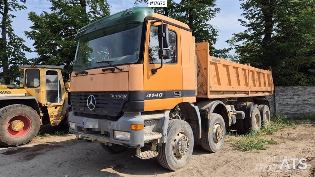 Mercedes-Benz 4140 Camiões basculantes