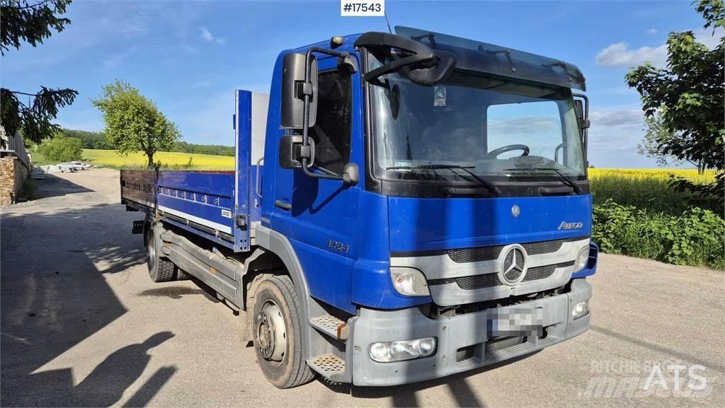 Mercedes-Benz Atego Camiões de caixa fechada