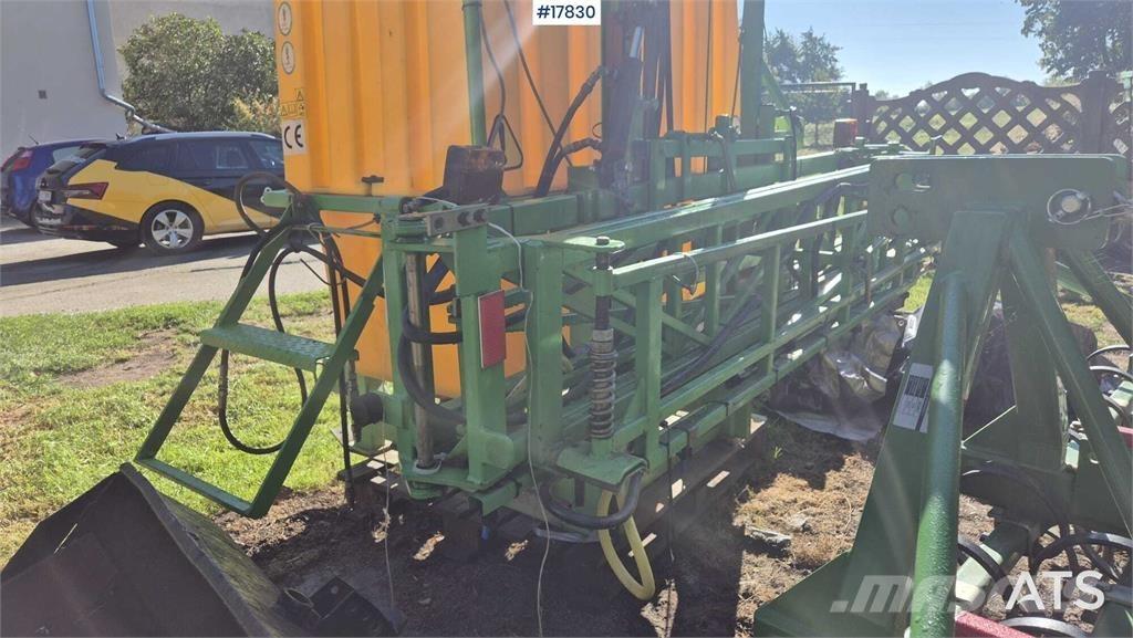  SKOTAREK P 326/ Pulverizadores rebocados