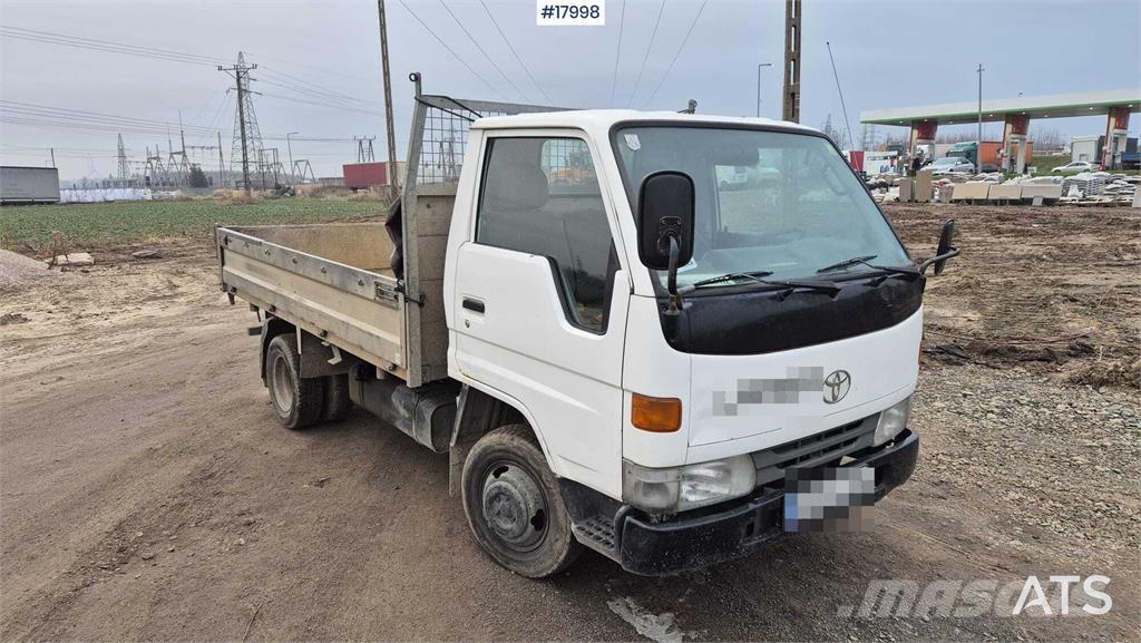 Toyota Dyna Camiões basculantes