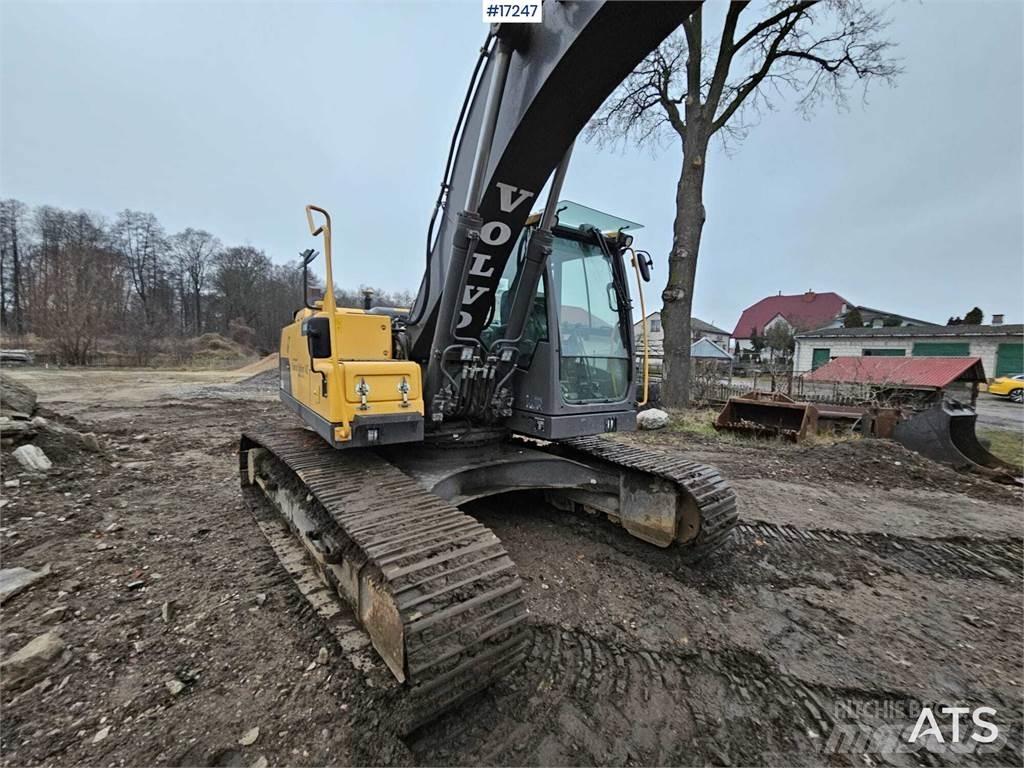 Volvo EC220DL Escavadoras de rastos