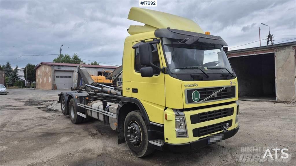 Volvo FM 440 Camiões Ampliroll