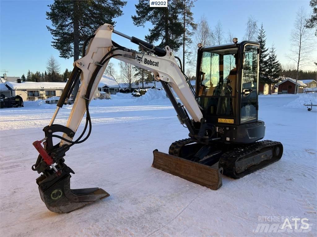 Bobcat E27Z Mini Escavadoras <7t