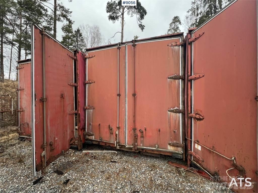  Container Med kapell Tendas Construção