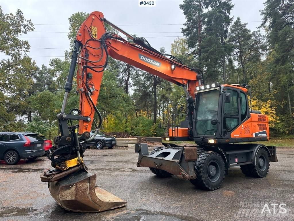 Doosan DX170W Escavadoras de rodas