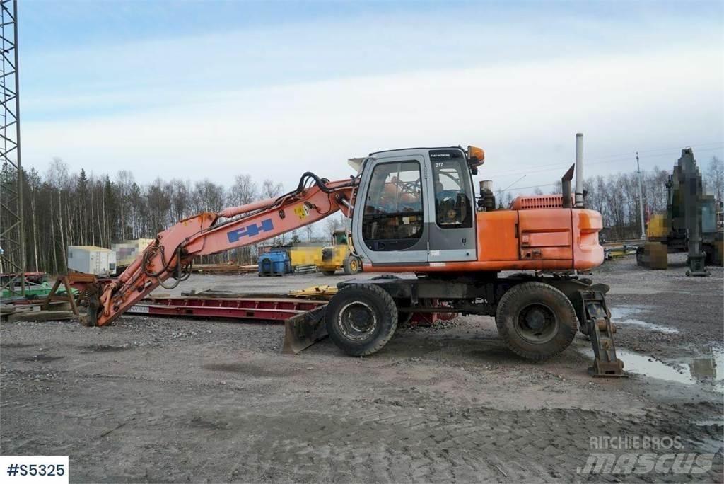 Hitachi EX165W Escavadoras de rodas