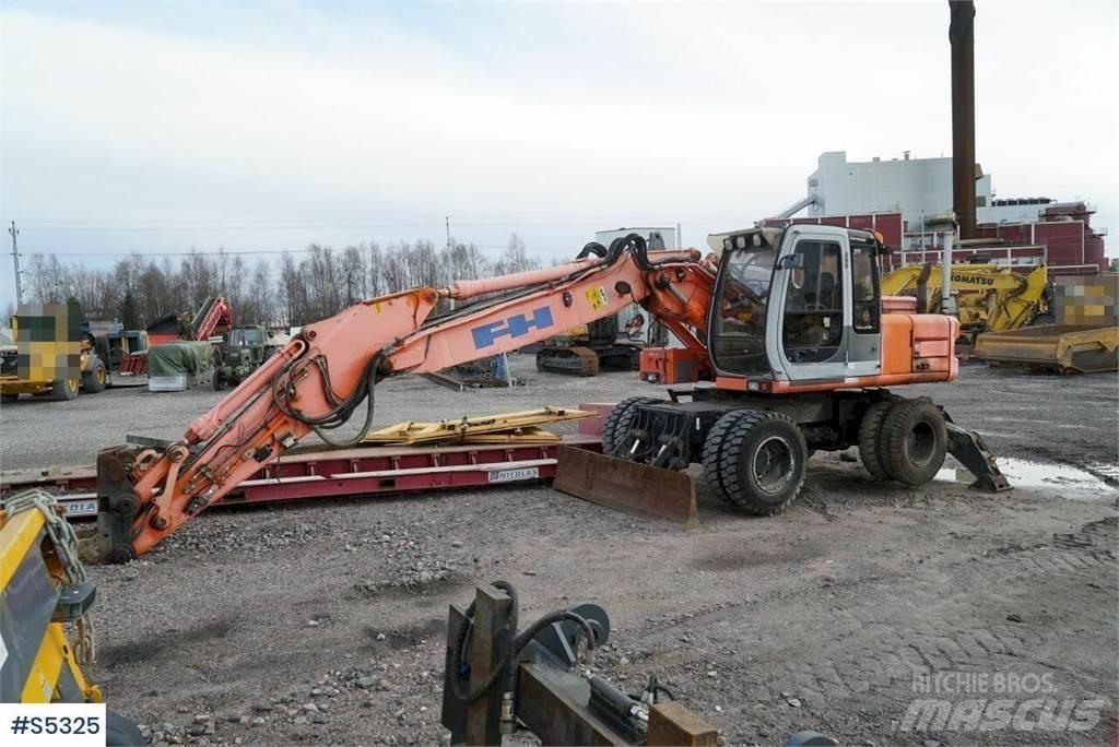 Hitachi EX165W Escavadoras de rodas
