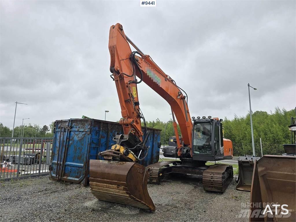 Hitachi ZX 250 LC-3 Escavadoras de rastos