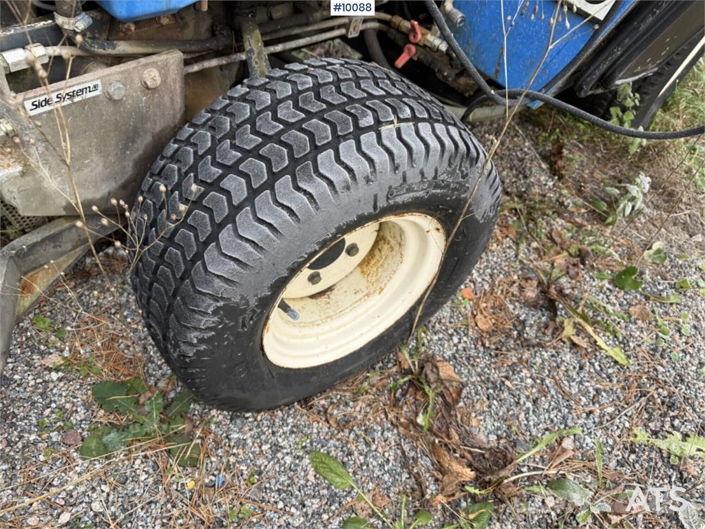 Iseki TX 2160 F-HST Tratores Agrícolas usados