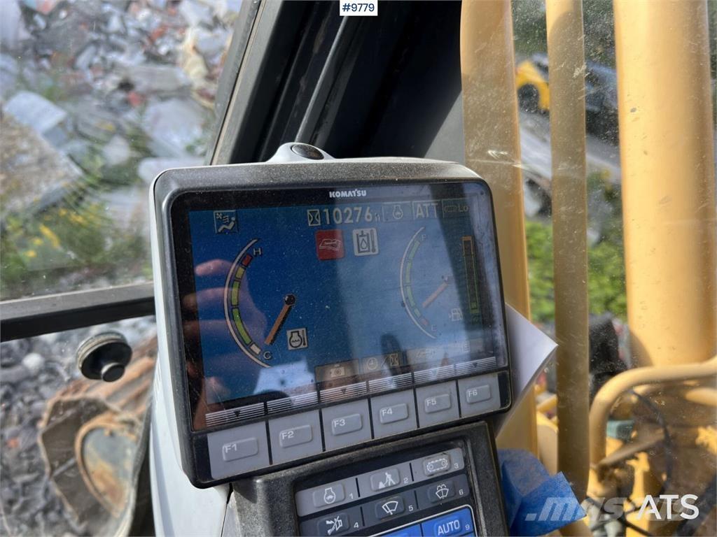 Komatsu PC210LC-8 Escavadoras de rastos