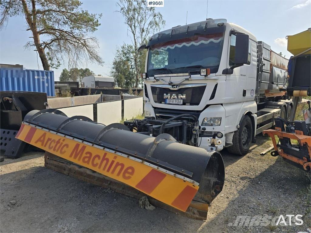 MAN TGX 25.500 Camiões Ampliroll