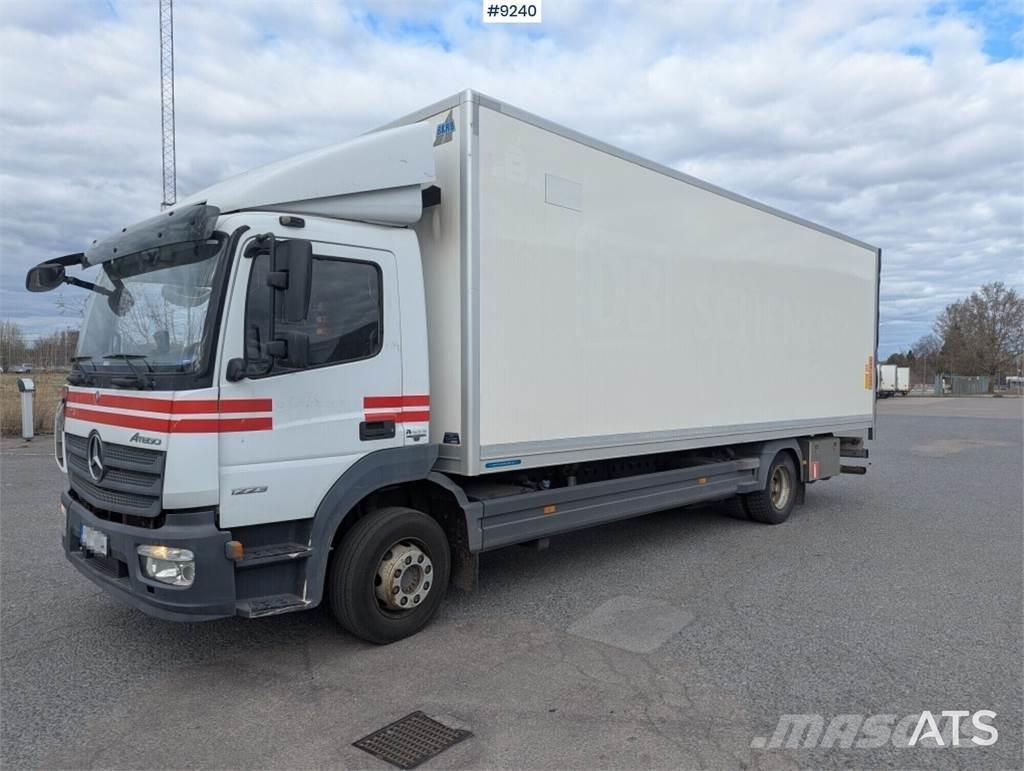 Mercedes-Benz ATEGO Camiões de caixa fechada