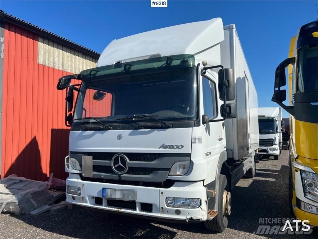 Mercedes-Benz ATEGO Camiões de caixa fechada