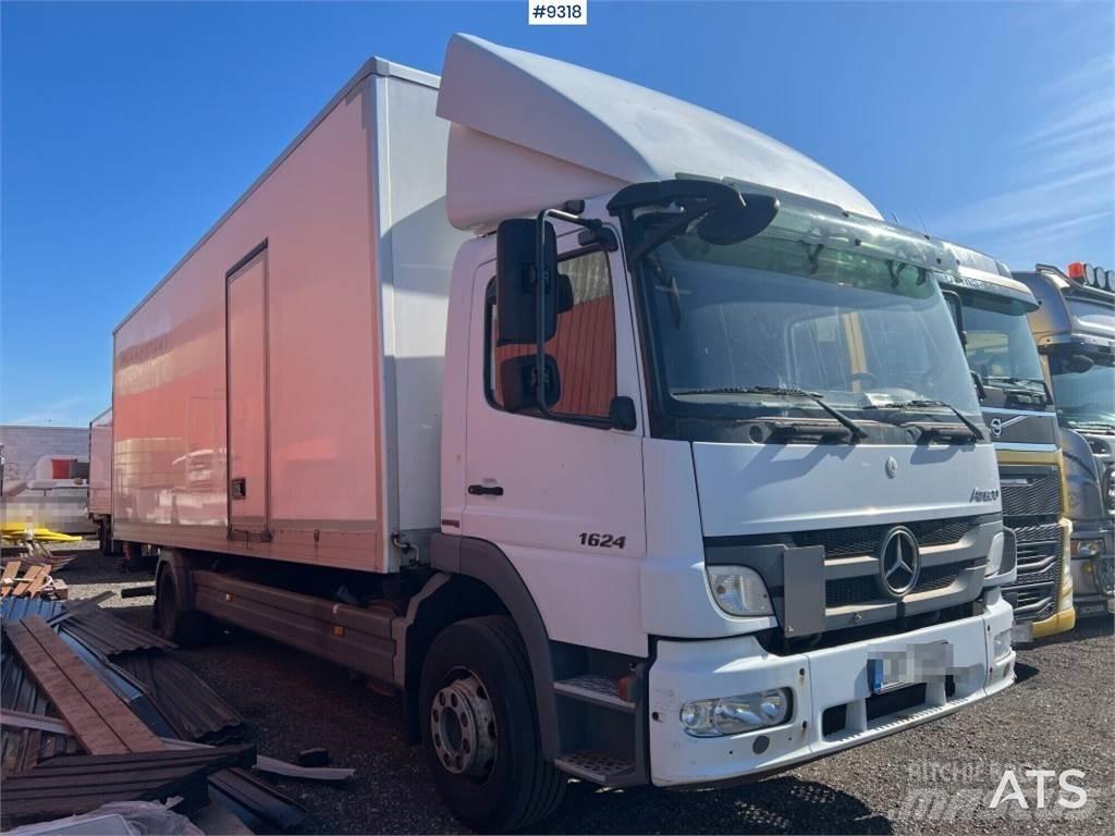 Mercedes-Benz ATEGO Camiões de caixa fechada