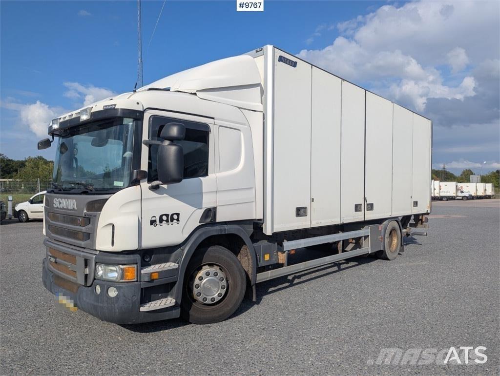 Scania P320 Camiões de caixa fechada