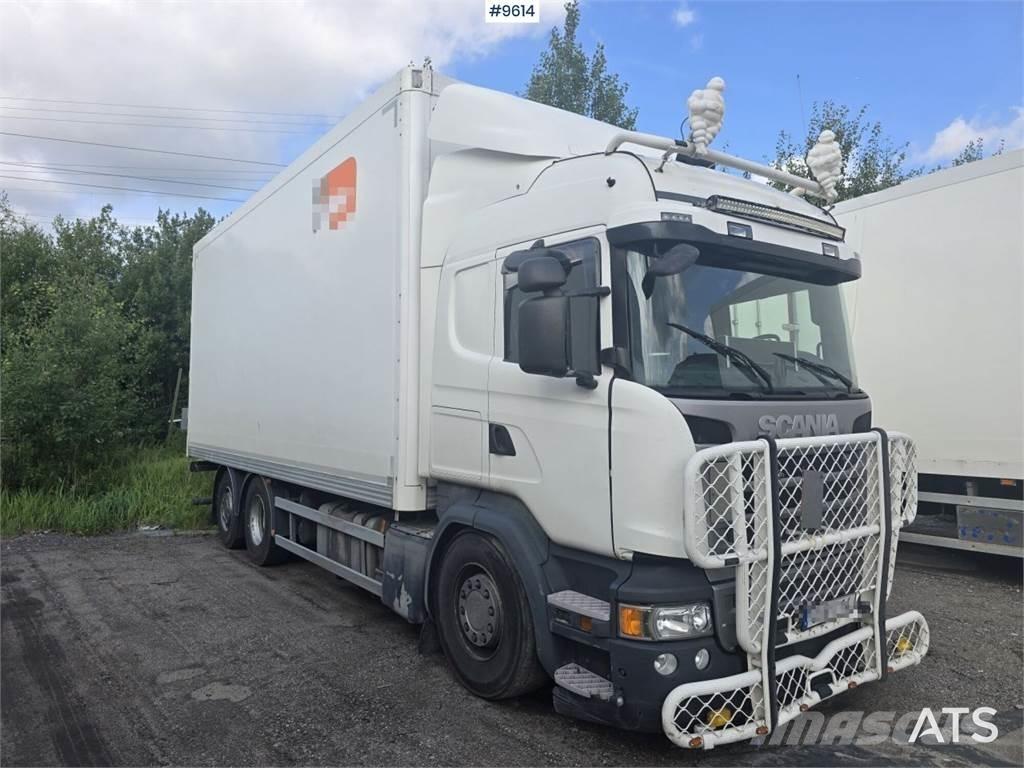 Scania R490 Camiões de caixa fechada