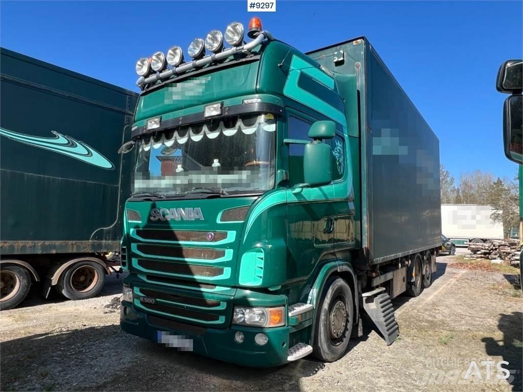 Scania R500LB6X2*4HNB Camiões de caixa fechada