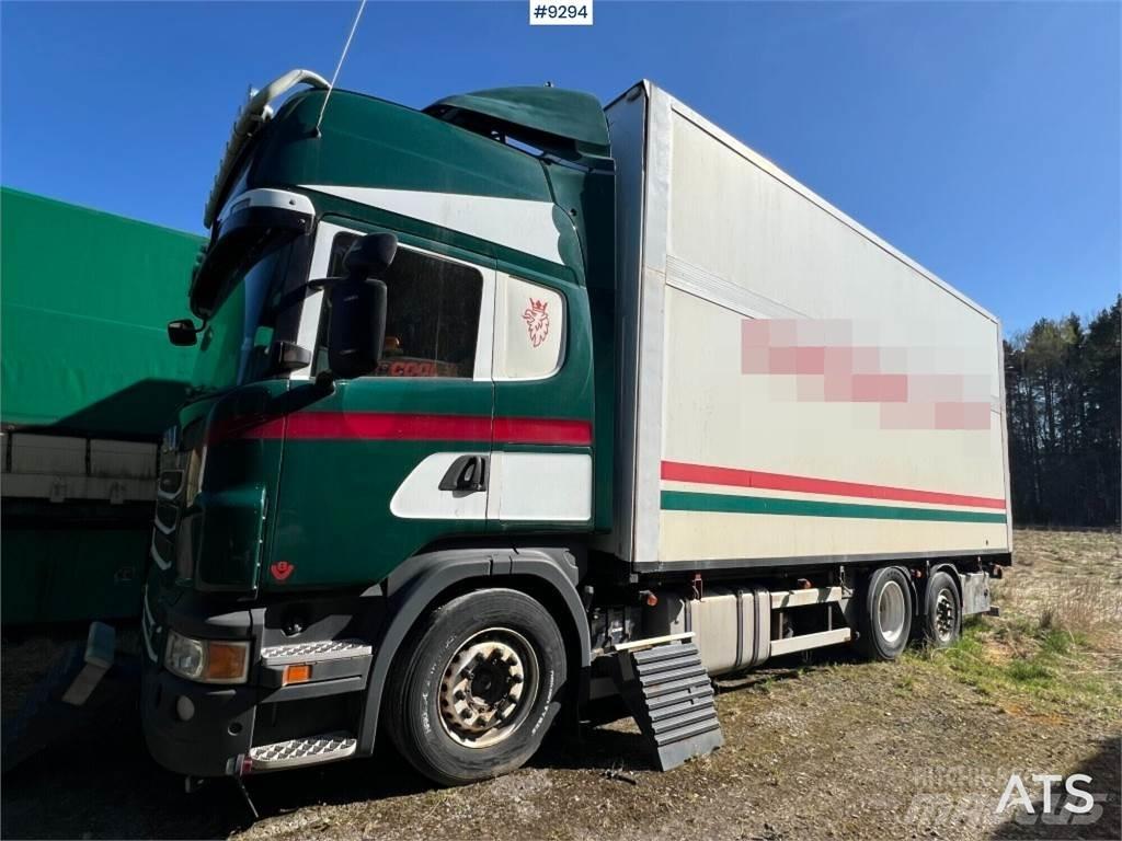Scania R620 Camiões de caixa fechada