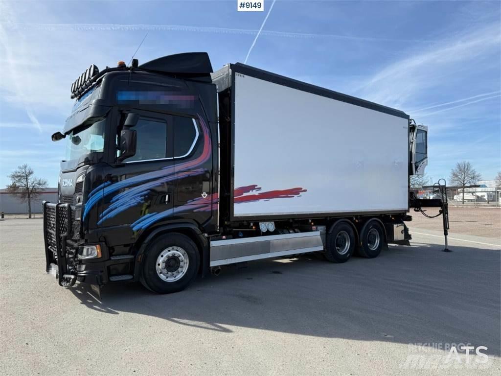 Scania S650B Camiões de caixa fechada