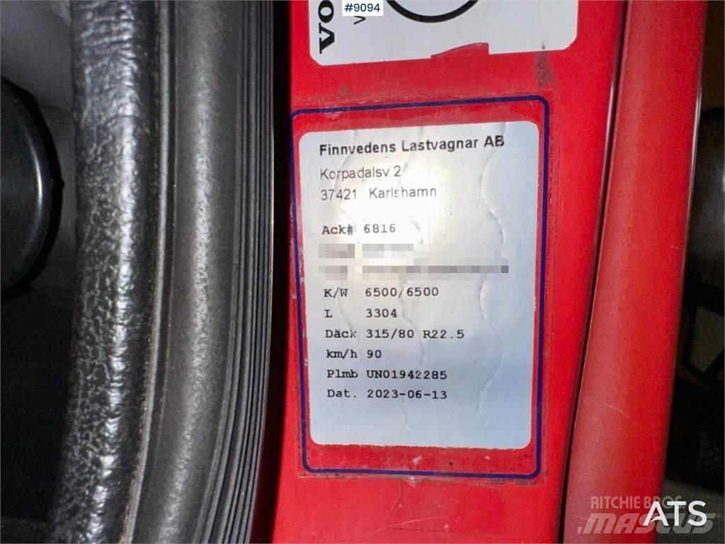 Volvo FL12 Camiões Ampliroll