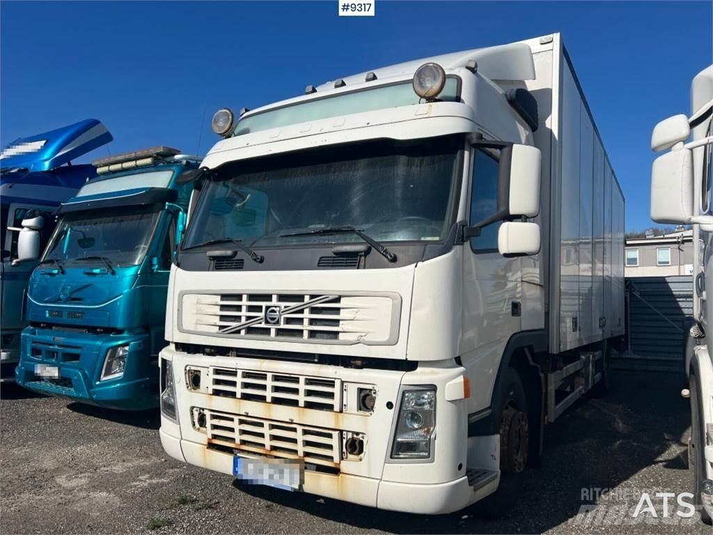 Volvo FM 340 4X2 Camiões de caixa fechada