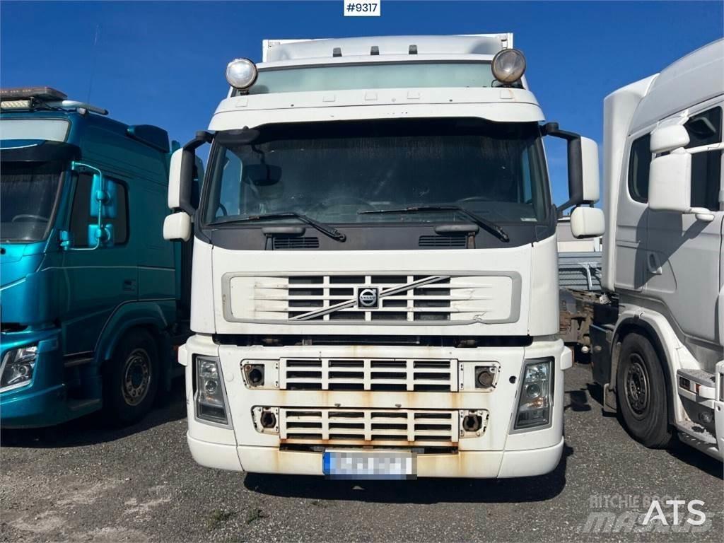Volvo FM 340 4X2 Camiões de caixa fechada