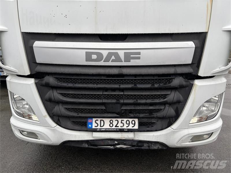 DAF CF Camiões de caixa fechada
