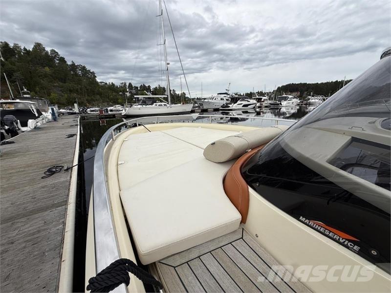 GT280S Batelões / barcaças e pontões