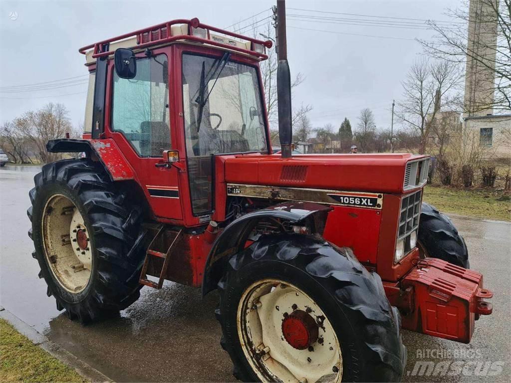 Case IH 1056 XL Tratores Agrícolas usados