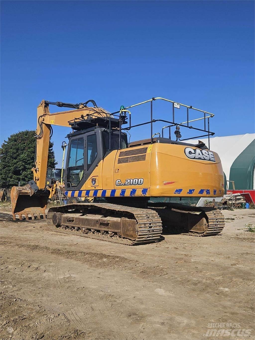 CASE LC210-D Escavadoras de rastos