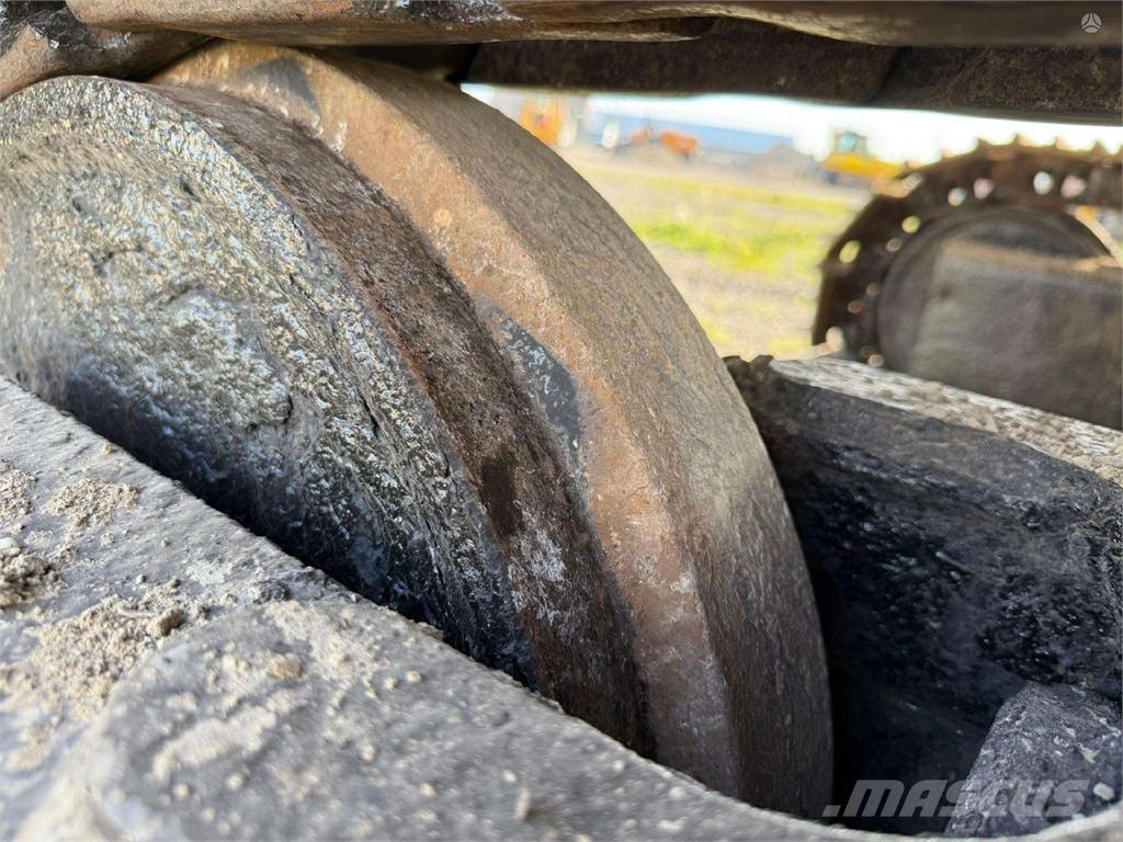 CAT 323 D Escavadoras de rastos