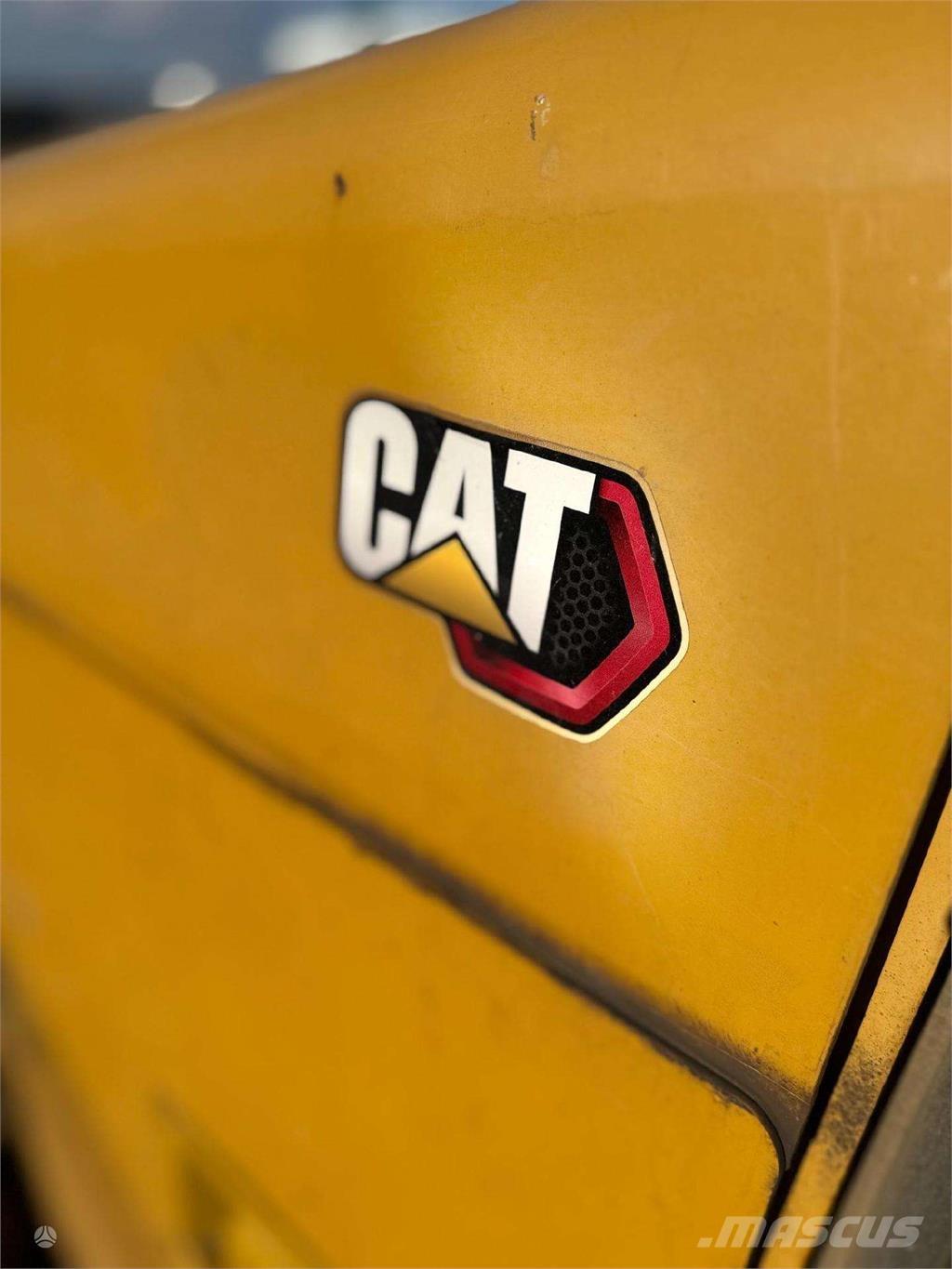 CAT D5 K Dozers - Tratores rastos