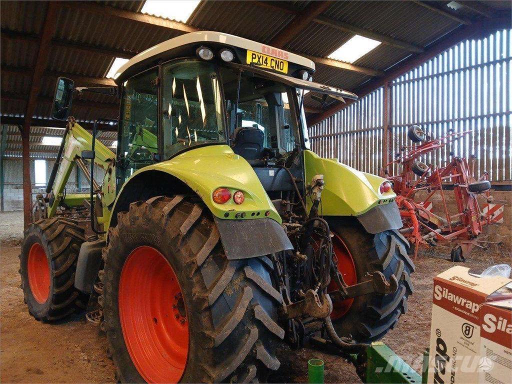 CLAAS Arion 620 Tratores Agrícolas usados