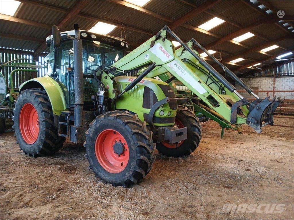 CLAAS Arion 620 Tratores Agrícolas usados