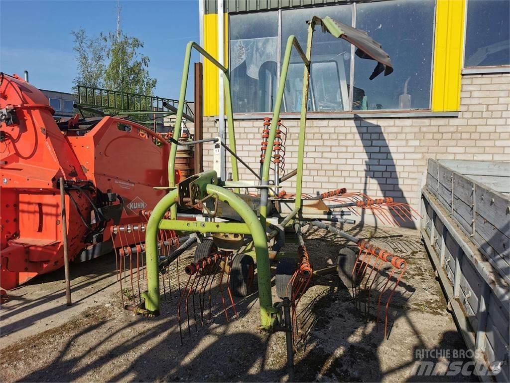 CLAAS Liner 430s Ancinho virador