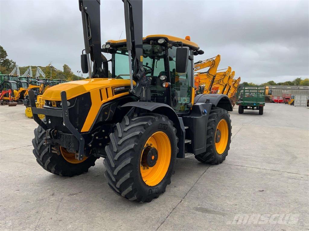 JCB Fastrac 4220 Tratores Agrícolas usados