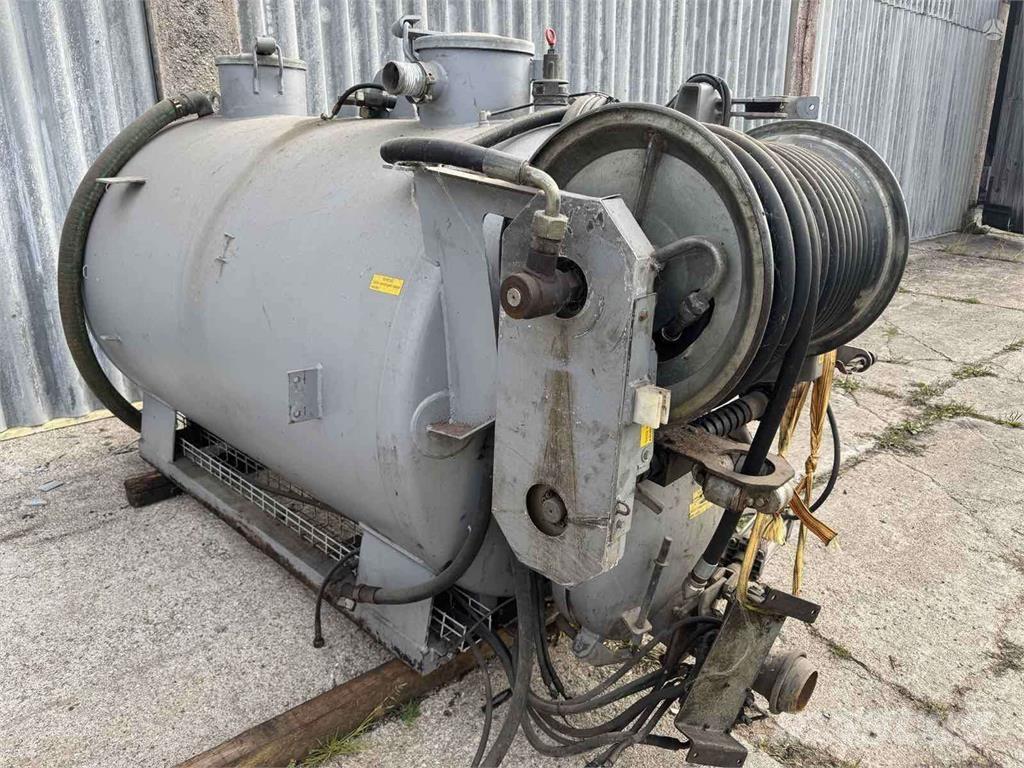  -Kita- Cisterna Camiões Municipais / Uso Geral