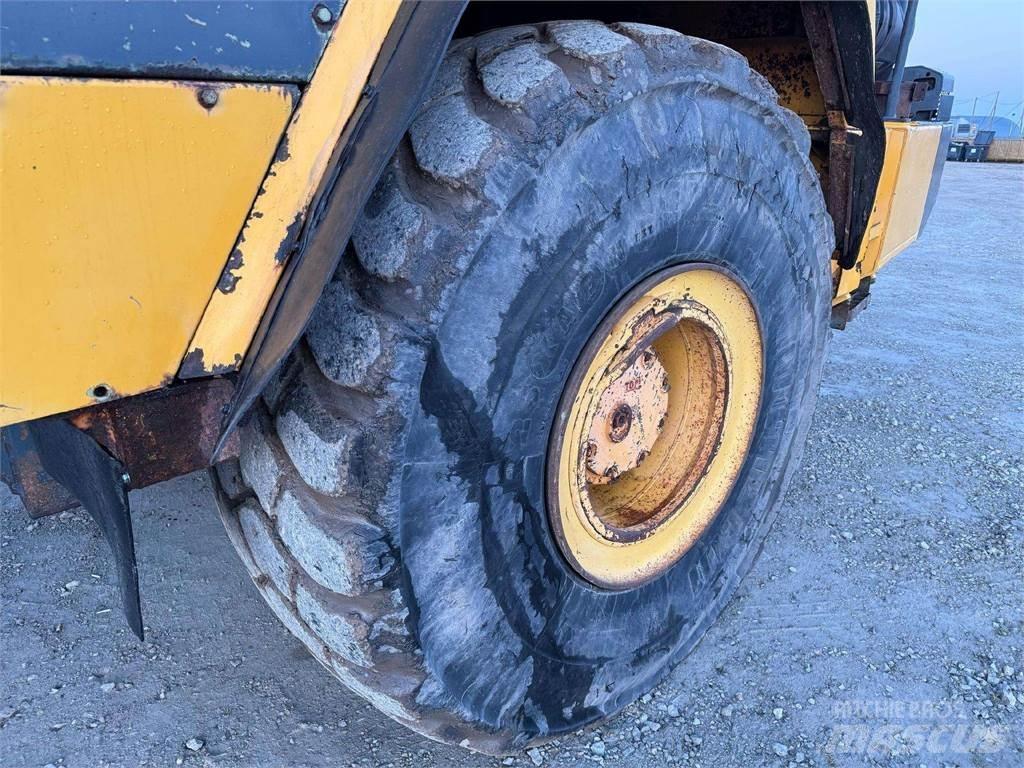 Komatsu HM 400-2 Camiões articulados