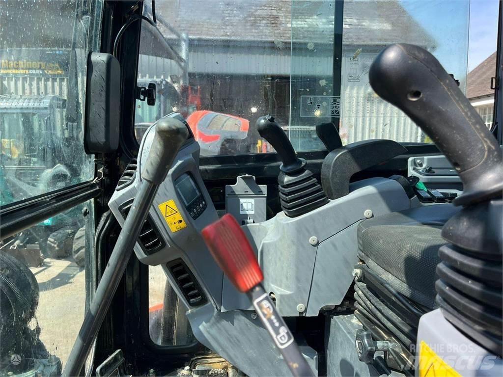 Kubota KX057-4 Escavadoras de rastos