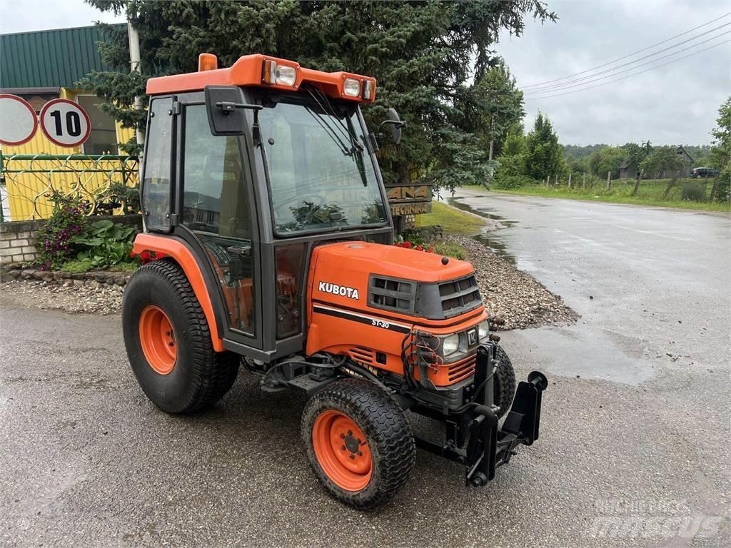 Kubota ST-30 Tratores Agrícolas usados