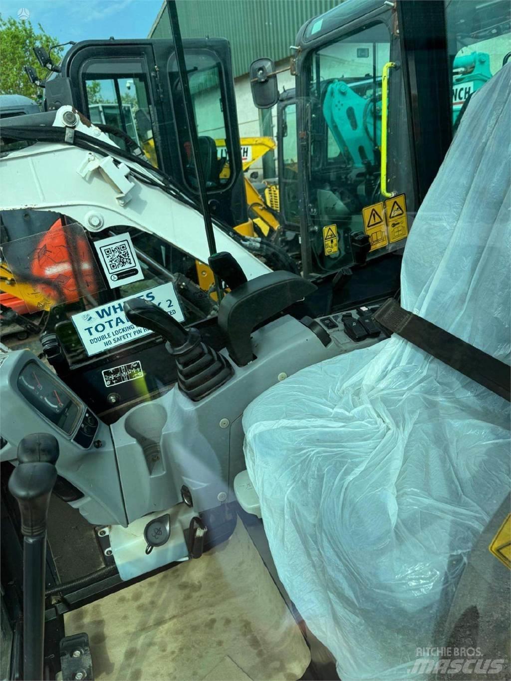 Kubota U27-4 Mini Escavadoras <7t
