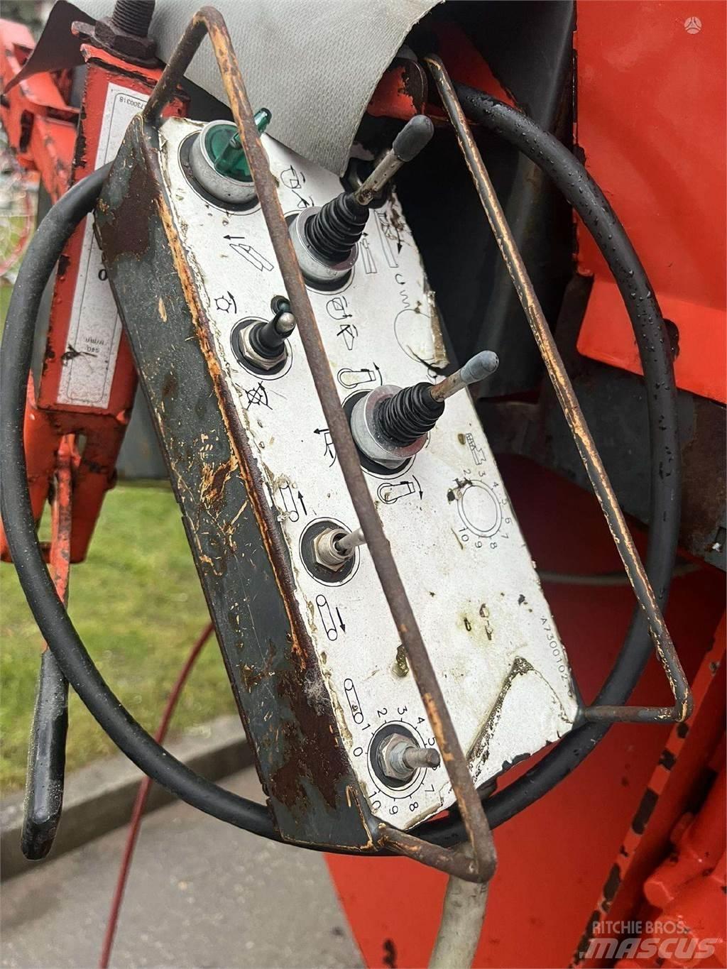 Kuhn Primor 3560 Alimentadores de misturadoras