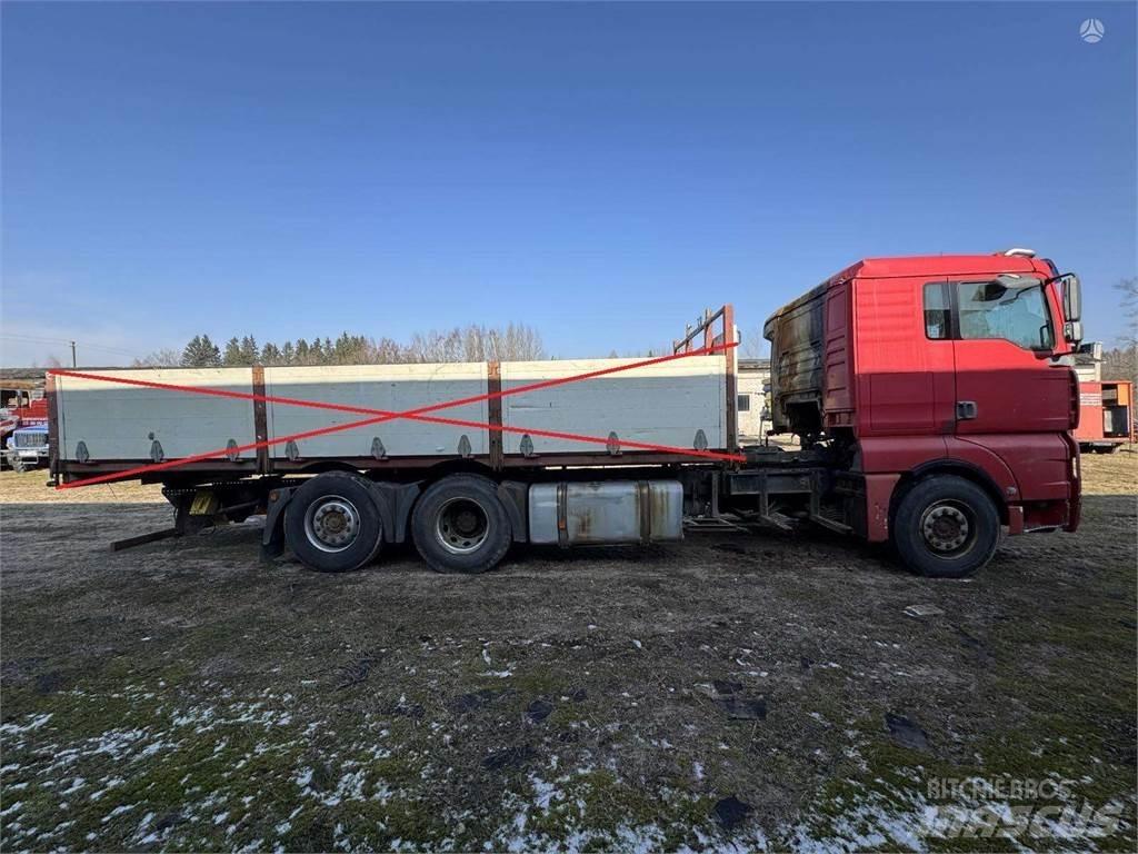 MAN TGA 26.413 Camiões de chassis e cabine