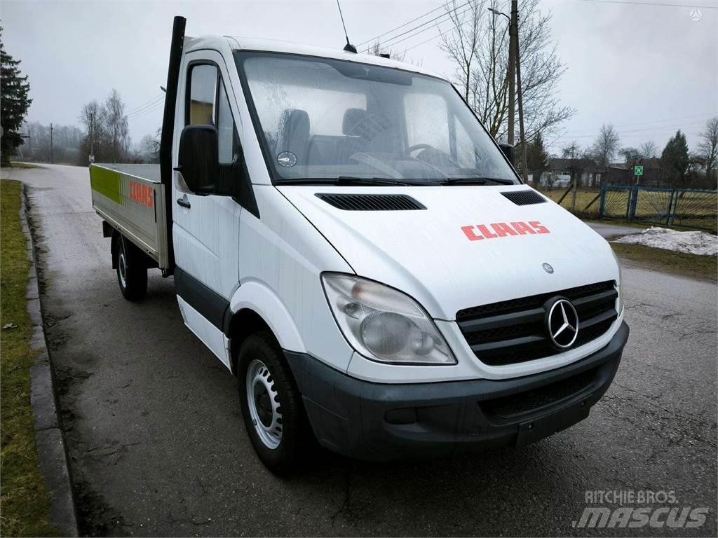 Mercedes-Benz  Carros Ligeiros