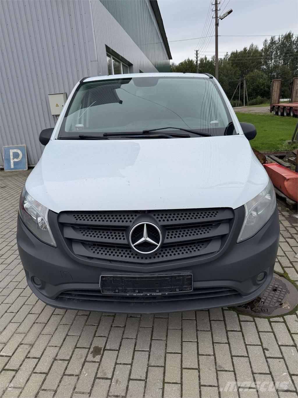Mercedes-Benz  Carros Ligeiros