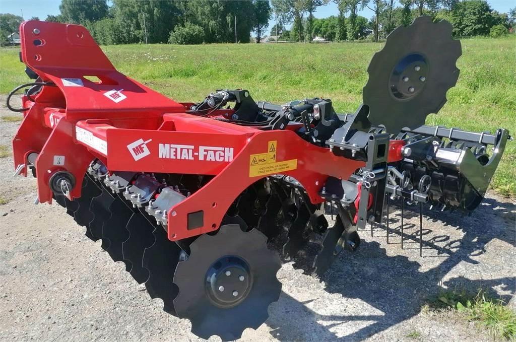 Metal-Fach U 740 Cultivadoras