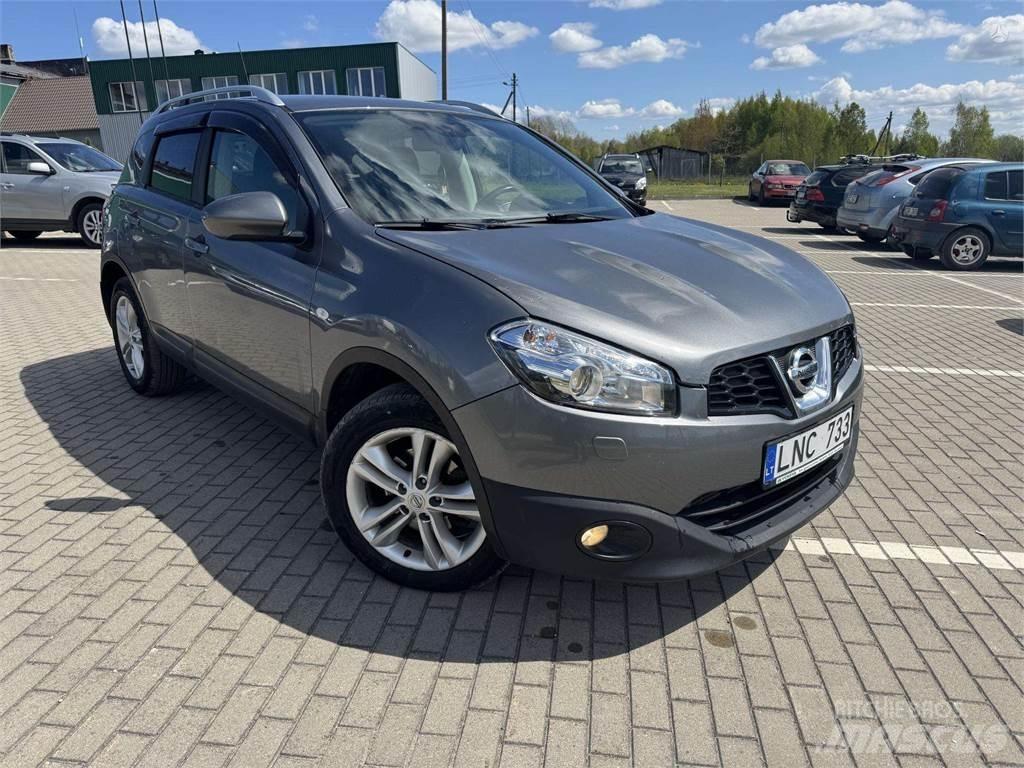Nissan  Carros Ligeiros