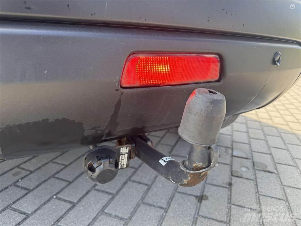 Nissan  Carros Ligeiros