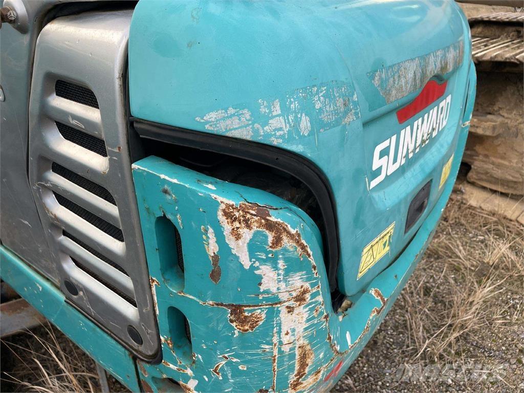 Sunward SWE20B Mini Escavadoras <7t